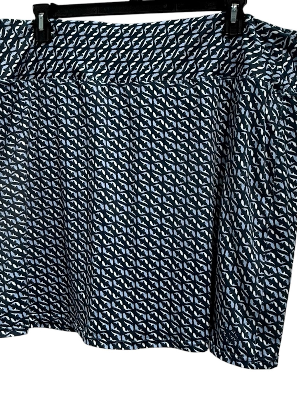 UV Skinz Women's Blue and White Patterned Swim Skirt size 3X